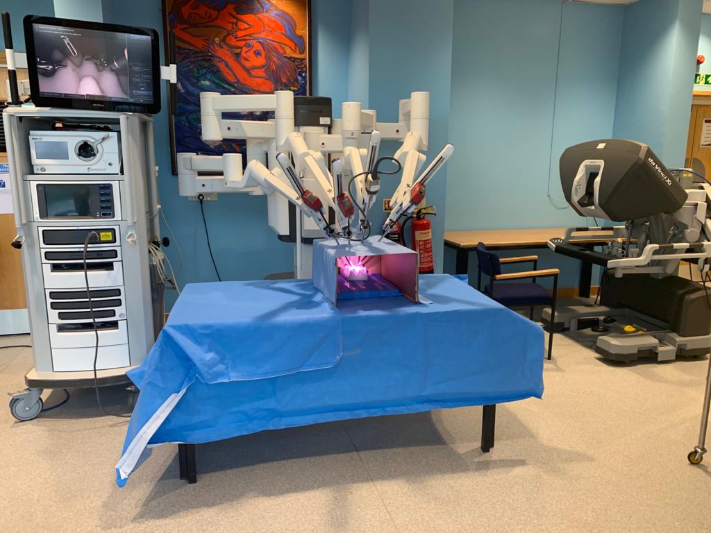 State-of-the-art surgical robot, da Vinci X