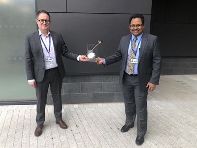 Bhaskar Somani (right) and Paul Grundy, chief medical officer at UHS (left)