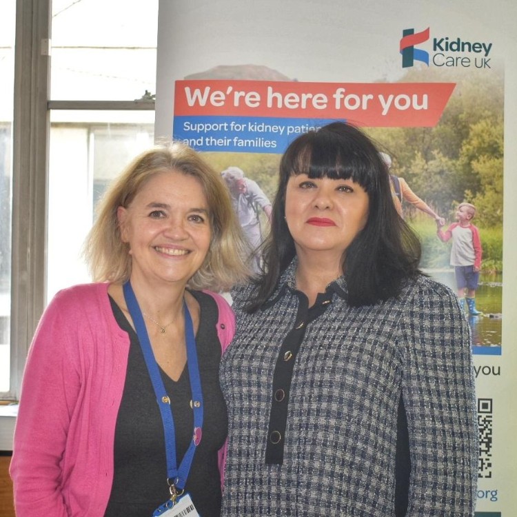 Left to right: Kirsten Armstrong, clinical lead for renal services at UHS with former patient Beccy Hoddinott-Isaac 