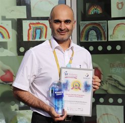 Mayank Patel with award - Nov 2020